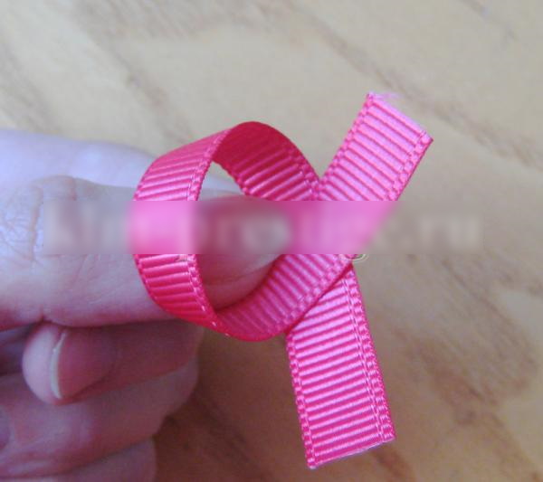 Schleifen aus Ripsband mit eigenen Händen 2,5-4-5 cm, Schule für Mädchen