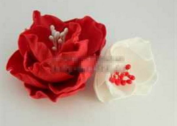 DIY Boutonniere für den Bräutigam, Hochzeitsgäste aus Blumen, Satinbändern, Foamiran