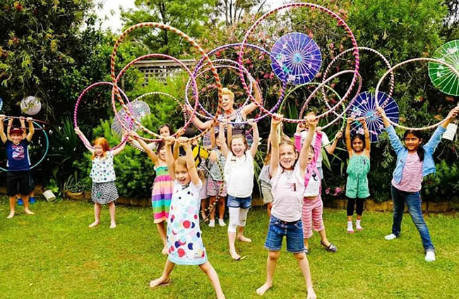 Geburtstag in der Natur. Ideen für Menü, Dekoration, Unterhaltung für den Feiertag