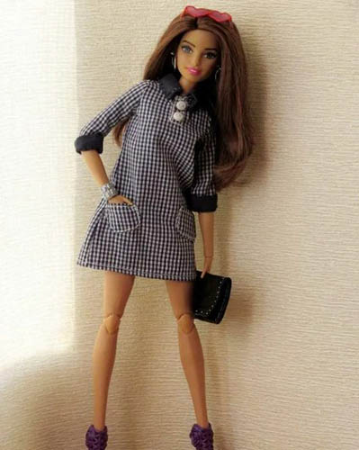 DIY-Kleidung für Barbie-Puppen. Muster, wie man aus Stoff näht
