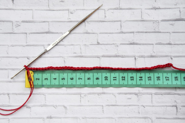 DIY Häkelpuppenkleidung