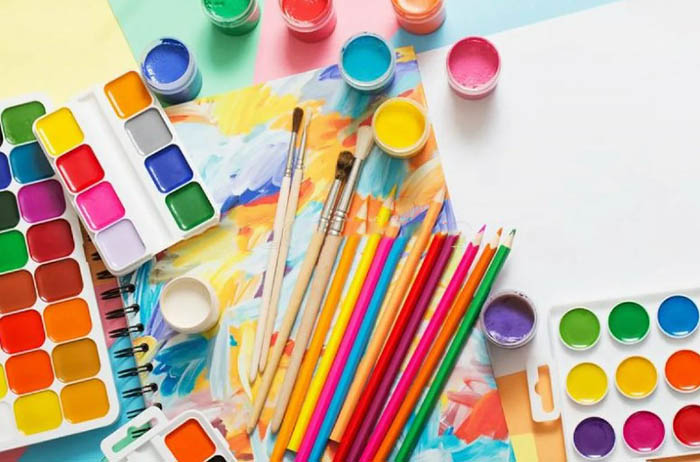 Lebensbaum zeichnen mit Bleistift, einfache Farben