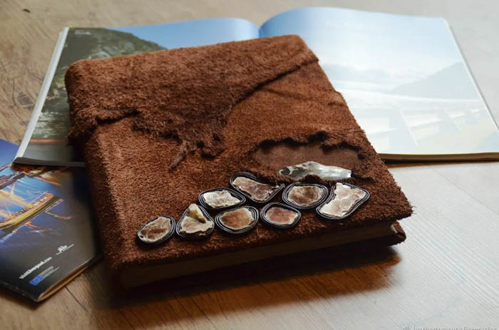 DIY-Fotoalbum-Cover aus Stoff, Karton