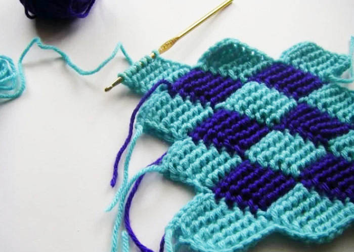 Stricken im Enterlak-Häkelstil für Anfänger. Schemata mit Beschreibung