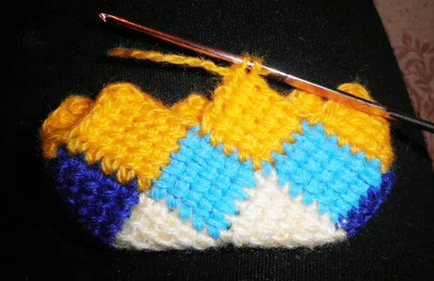 Stricken im Enterlak-Häkelstil für Anfänger. Schemata mit Beschreibung