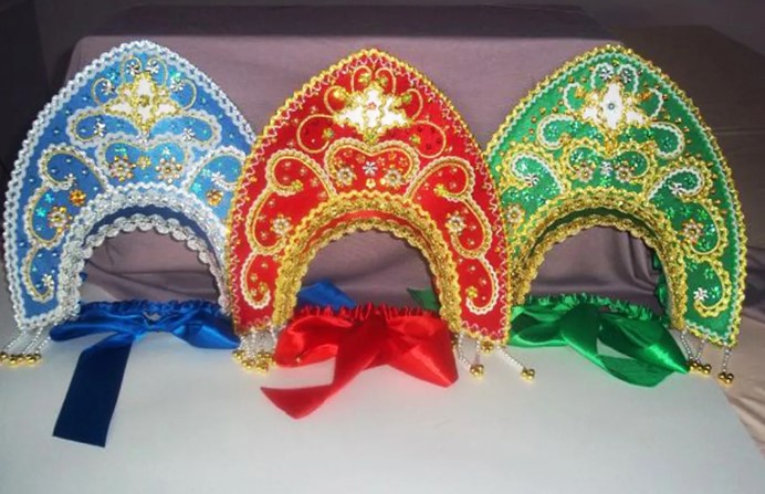 DIY Kokoshnik aus Pappe, Muster