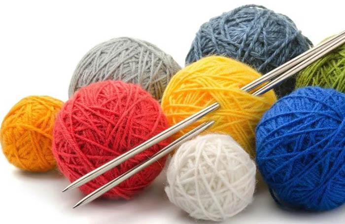 Mit Nadeln gestrickte Kürbismütze. Schemata und Beschreibung für Anfänger