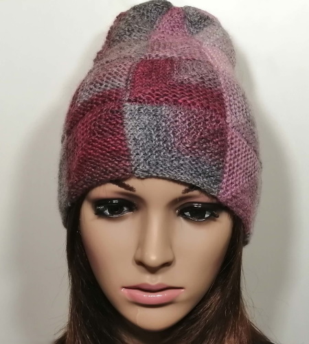 Angoramützen für Damen gestrickt. Beschreibung, Strickmuster