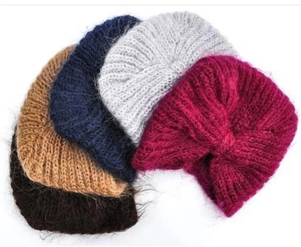 Gehäkelter Turban. Muster und Beschreibung für Anfänger üppig aus Plüsch, dünnem, dickem Garn, Mohair