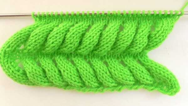 Asiatisches Ährchenstricken. Strickanleitungen für Strickjacke, Schal, Mütze