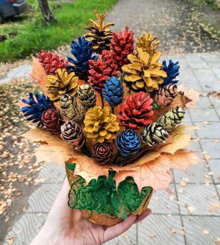 Ekibana Herbst mit eigenen Händen aus Naturmaterial
