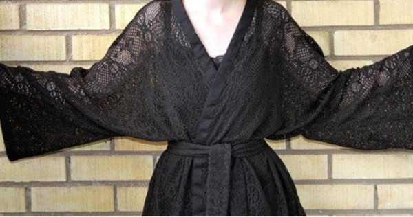 Kimono-Bademantel für Damen. Schnittmuster, wie man näht