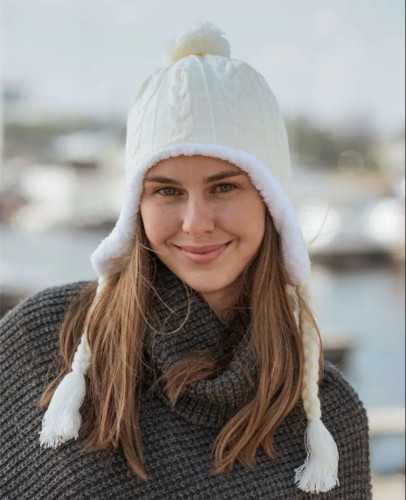 Strickmütze für Damen. Muster, wie man mit eigenen Händen näht