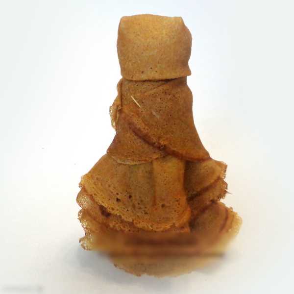 Maslenitsa-Puppe handgefertigt aus Stoff, Flasche, Papier