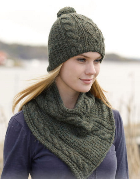 Beanie-Mütze mit verkürzten Reihen und perfekter Krone aus dickem, feinem Garn auf Rundstricknadeln